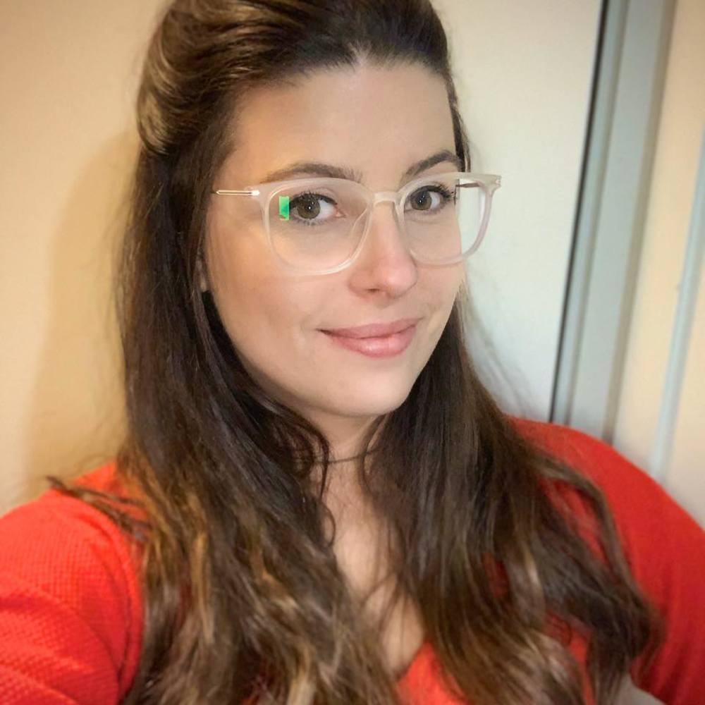 Meet your Posher, Gabriela